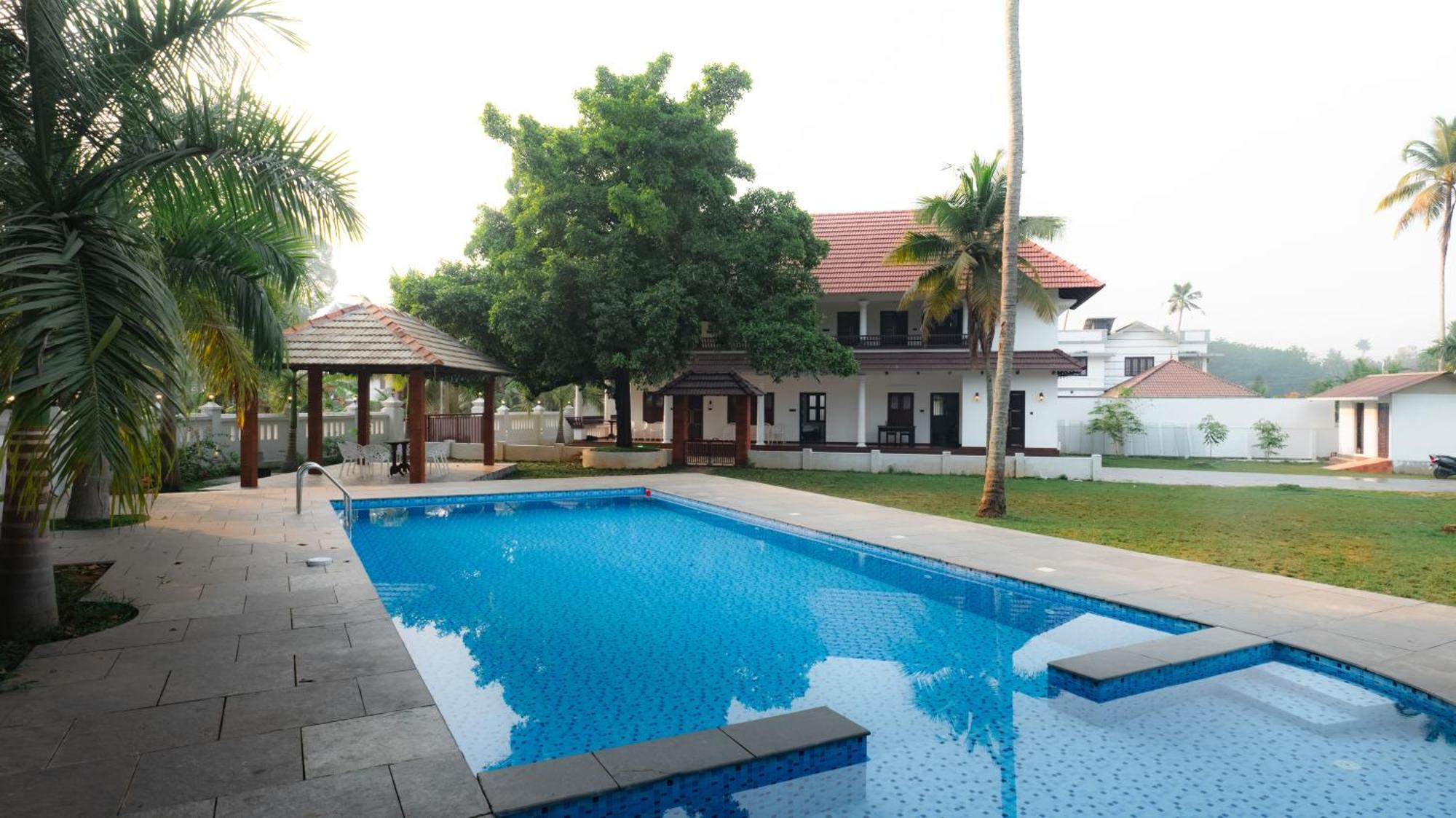 Tamarind Heritage Holiday Home Angamali Exteriör bild