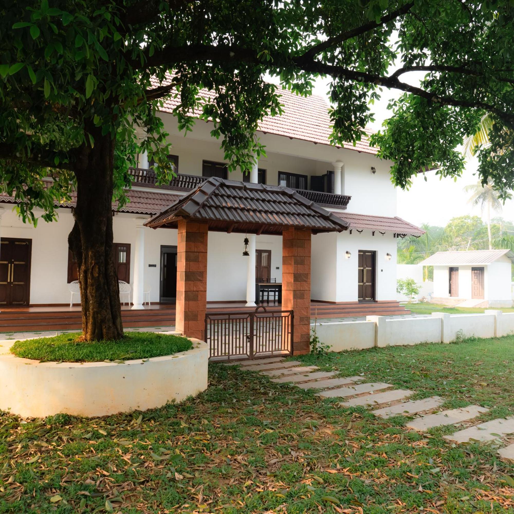Tamarind Heritage Holiday Home Angamali Exteriör bild